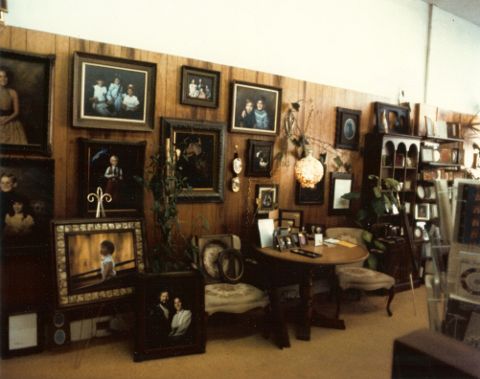 lee-of-auburn-picture-wall.jpg